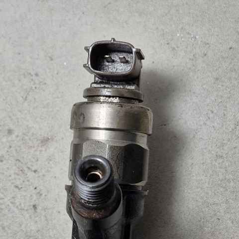 2367051030 TOYOTA Топливные форсунки купить в Черновцы