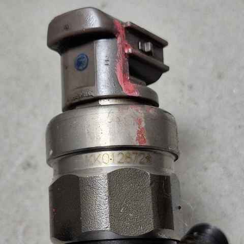 2367051030 TOYOTA Форсунка впрыска топлива купить в Ровно