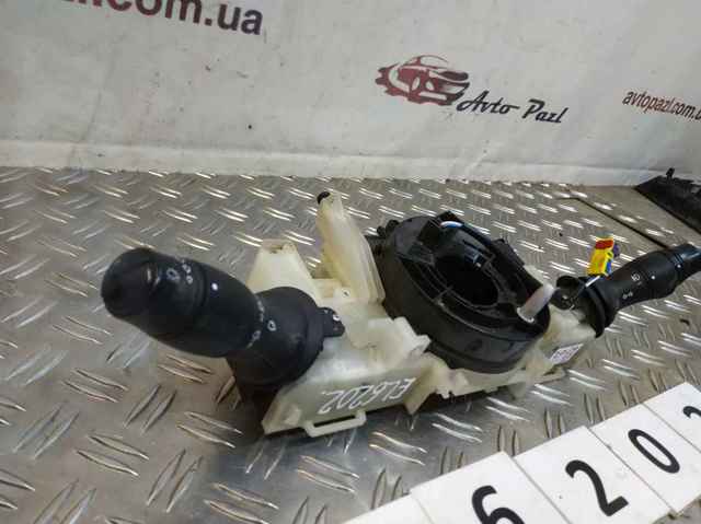255679223R RENAULT Переключатель подрулевой, в сборе купить в Львов