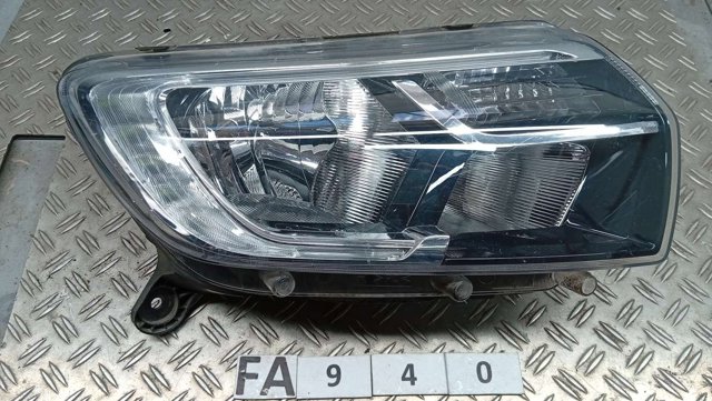 Основная фара - вставка 260105871R RENAULT