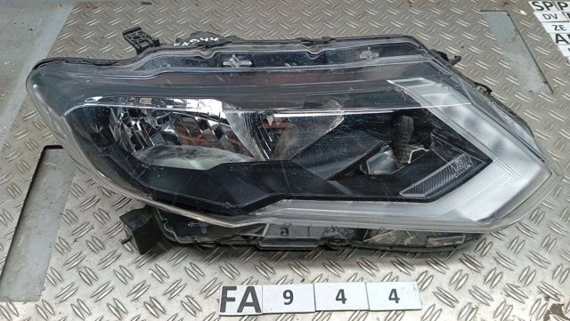 Фара правая 260106FP1A NISSAN