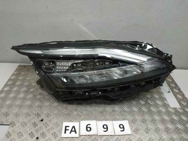 Фара комбинированная, передняя 260106UN0C NISSAN