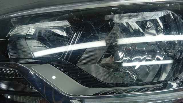 260600331R RENAULT Левая фара купить в Житомир