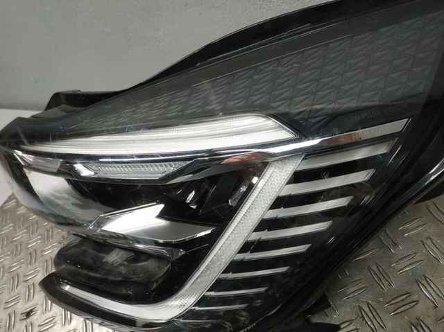 260600666R RENAULT Левая фара купить в Ужгород