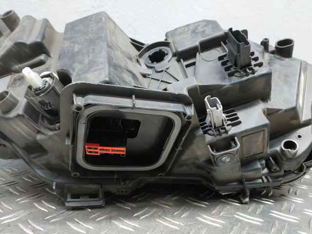 260607971R RENAULT Левая фара купить в Харьков