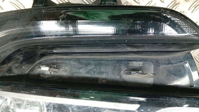 RENAULT 260608093R Левая фара в наличии Украина