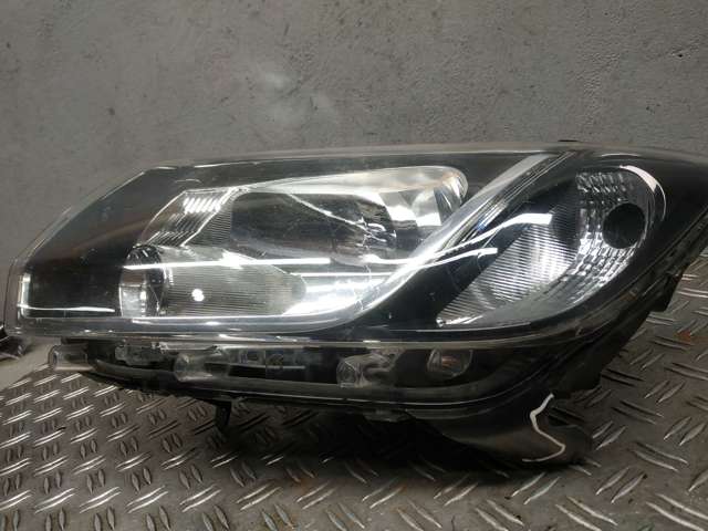 RENAULT 260608494R Фара левая в наличии Запорожье
