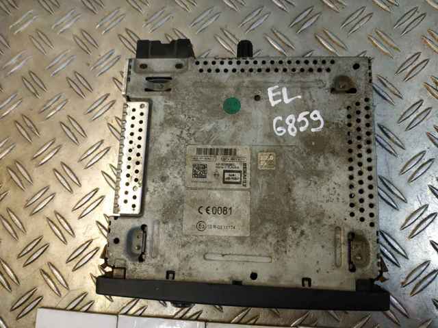 RENAULT 281159782R Магнитола (радио AM/FM) в наличии Полтава
