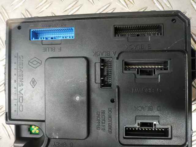 RENAULT 284B10485R в наличии Запорожье