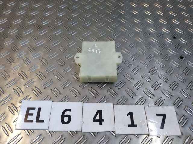 Блок управления открытия крышки багажника 284G43FY0A NISSAN