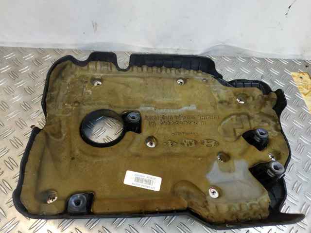 HYUNDAI 292402GGA2 Крышка мотора декоративная в наличии Запорожье