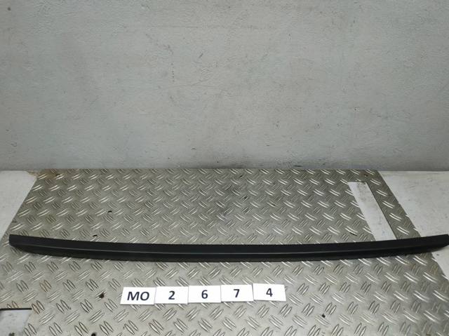 VAG 2K3853535 Молдинг боковой (сдвижной) двери в наличии Ирпень