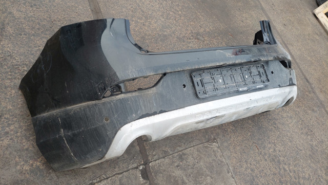 Задний бампер 31290919 VOLVO