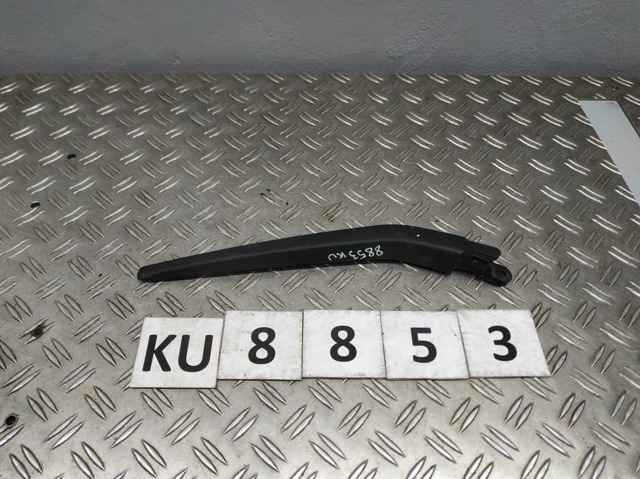 Рычаг-поводок стеклоочистителя заднего стекла 31349856 VOLVO