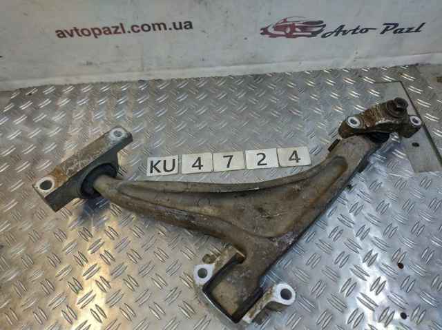31360651 Рычаг передней подвески нижний правый купить Ужгород