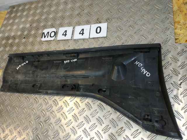 VOLVO 31448318 Молдинг двери задней левой нижний в наличии Павлоград