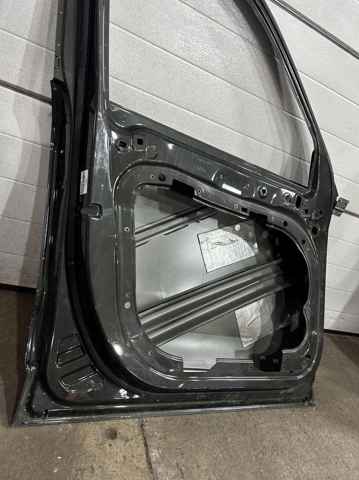 VOLVO 31698770 Дверь передняя левая в наличии Кривой Рог