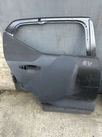 Задняя правая дверь 32399015 VOLVO