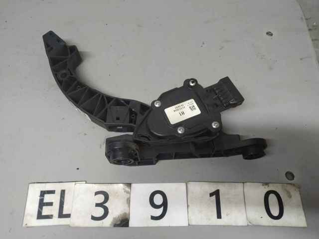 Педали газа 327003R310 HYUNDAI