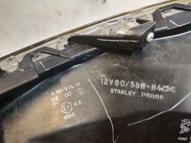33100TF0G01 HONDA Фара правая купить в Чернигов