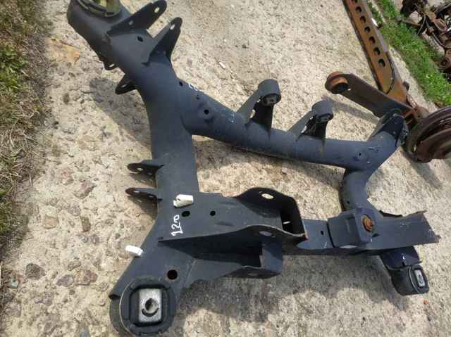 33316792505 BMW Подрамник задний купить в Кривой Рог