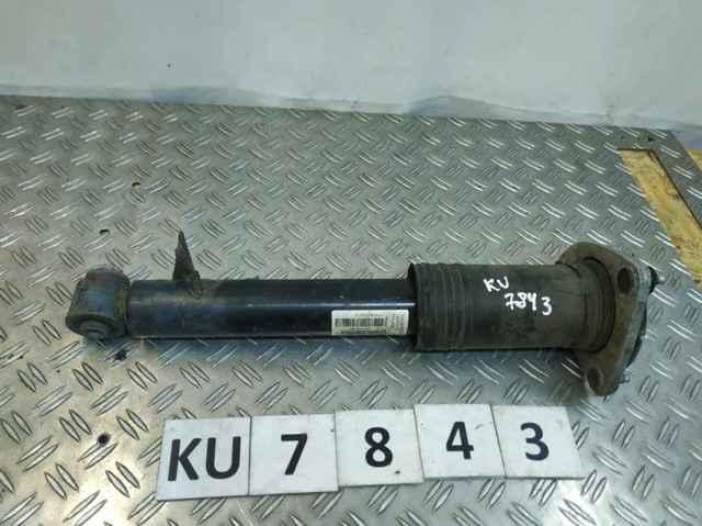 Стойка задняя правая 33526782878 BMW