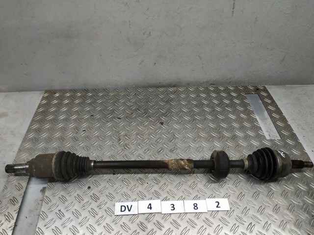 Полуось передняя, правая 391006130R RENAULT