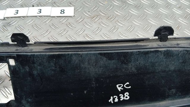 3G0853653 VAG Решетка радиатора купить в Хмельницкий