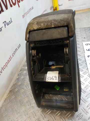 VAG 3T0863241D Консоль панели управления центральная в наличии Полтава