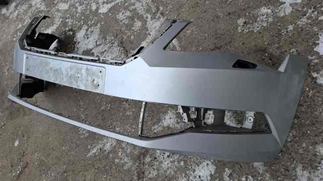 3V0807221 VAG Передний бампер купить в Черкассы