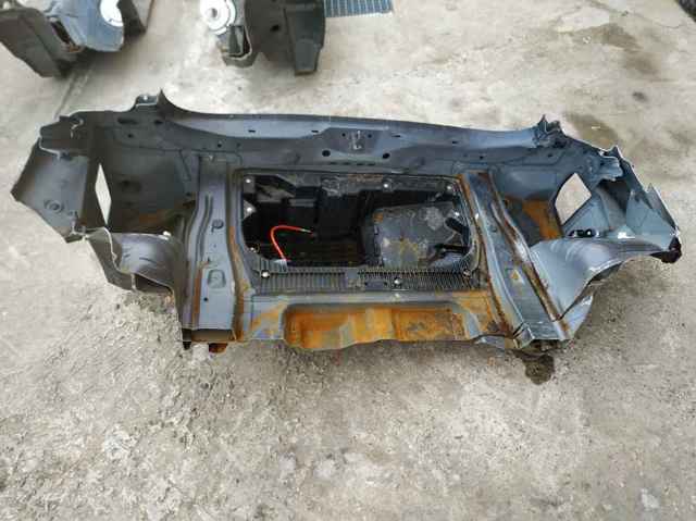 41002993101 BMW Панель багажного отсека задняя купить в Украина