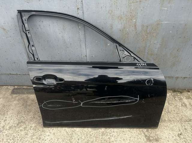 Пассажирская передняя дверь 41007298566 BMW