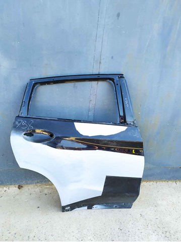 Дверь пассажирская задняя правая 41517478344 BMW