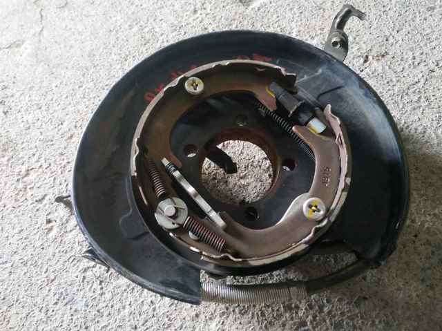 4230448070 TOYOTA Цапфа задняя правая купить в Кривой Рог