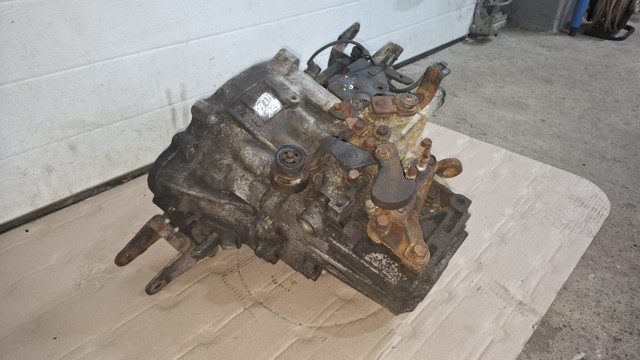 HYUNDAI 4300023276 КПП в наличии Черкассы