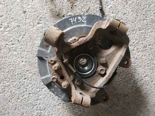 Цапфа - поворотный кулак задний, правый 430181LA0A NISSAN