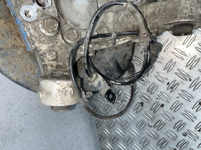 NISSAN 43018JN00A Цапфа задняя правая в наличии Павлоград