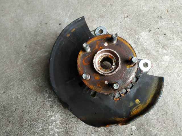 4320147030 TOYOTA Цапфа передняя правая купить в Житомир