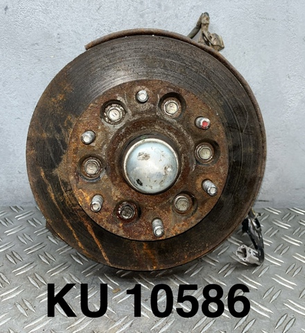 Цапфа поворотная правая 4321126120 TOYOTA
