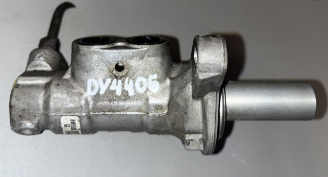 460112629R RENAULT Цилиндр тормозной главный купить в Каменское