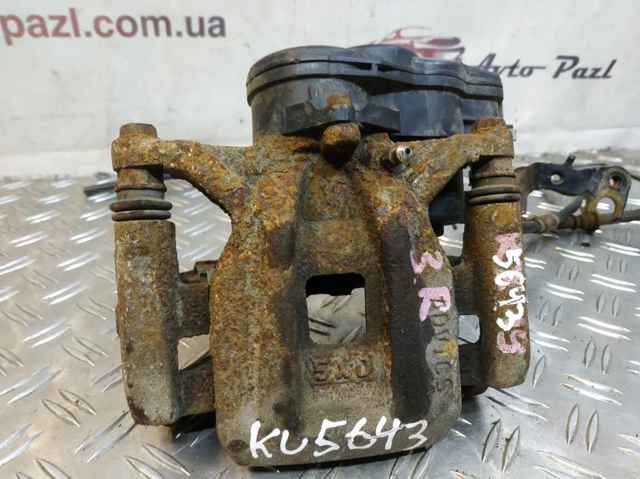 TOYOTA 4783048130 Суппорт тормозной задний правый в наличии Ровно