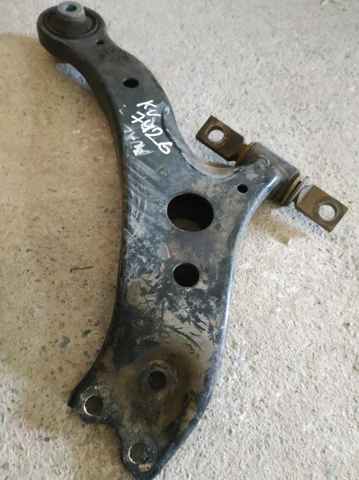 Рычаг передней подвески нижний, правый 480680T010 TOYOTA