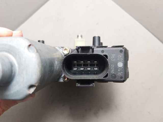 4B0959802D VAG Мотор стеклоподъемника двери передней правой купить в Николаев