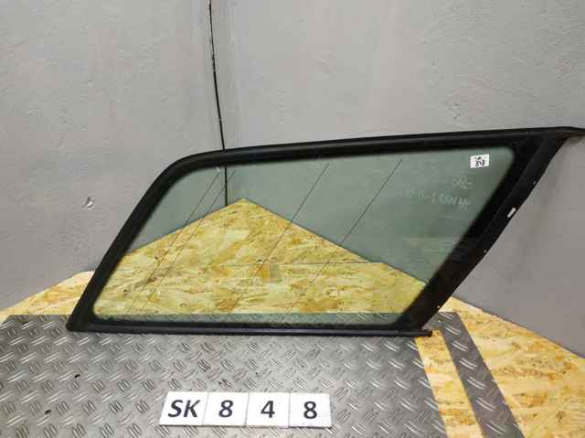 Стекло кузова/багажного отсека, левое 4B9845299BEMKR VAG