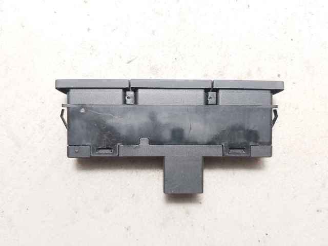 4L2927137C VAG Кнопка включения аварийного сигнала купить в Житомир