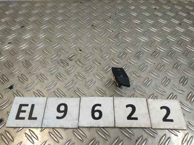 Выключатель центрального замка 4L2962108B VAG