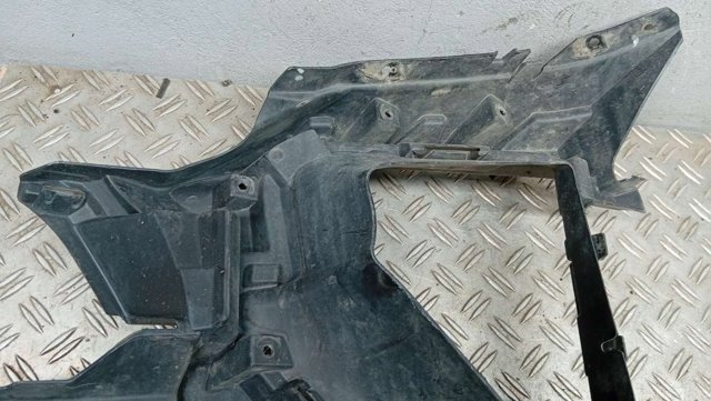 51118069891 Кронштейн крепления противотуманной фары левой купить Одесса