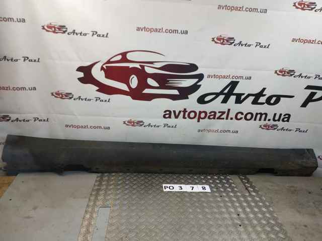 Подножка правая 51122990170 BMW