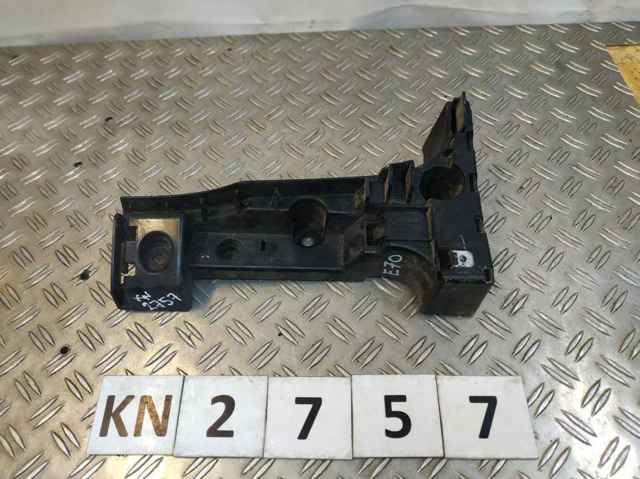 Крепление бамера левое 51127158441 BMW