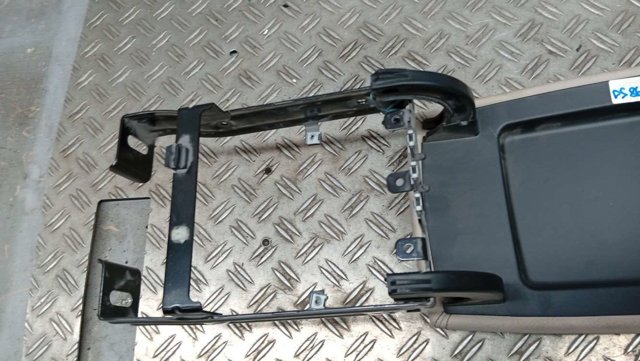 BMW 51169216672 Крышка подлокотника в наличии Каменское